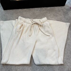 Urban Outfitters cream waffle knit sweatpants 🤍